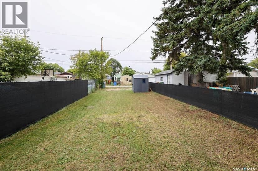 2136 McAra STREET — photo 26 of 28