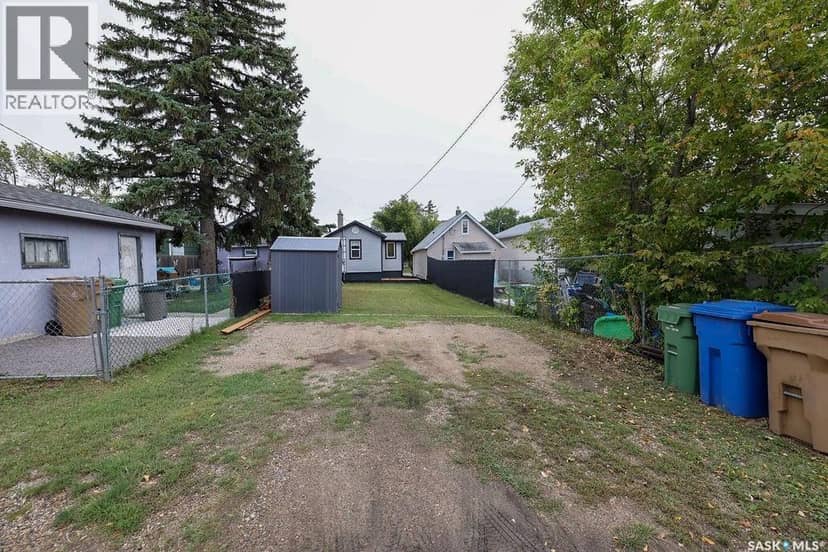 2136 McAra STREET — photo 28 of 28