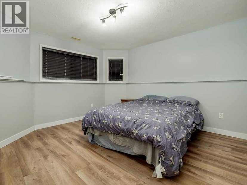 532 Margaret Sutherland Crescent N — photo 30 of 40