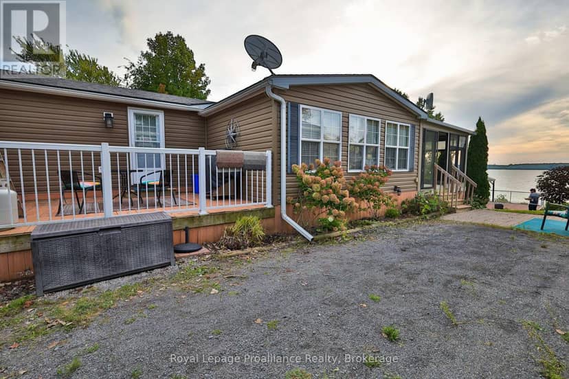 486 Cty Rd 18- 50 Cherry Beach Lane, Prince Edward County, photo 2