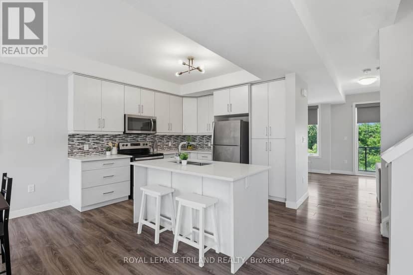 954 West Village Square — photo 21 of 32