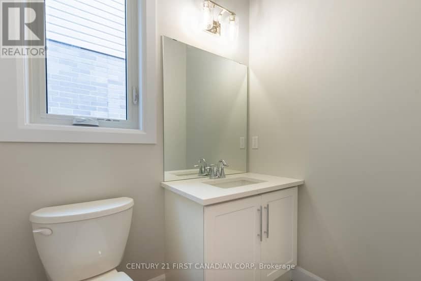 6453 Royal Magnolia Avenue — photo 11 of 27