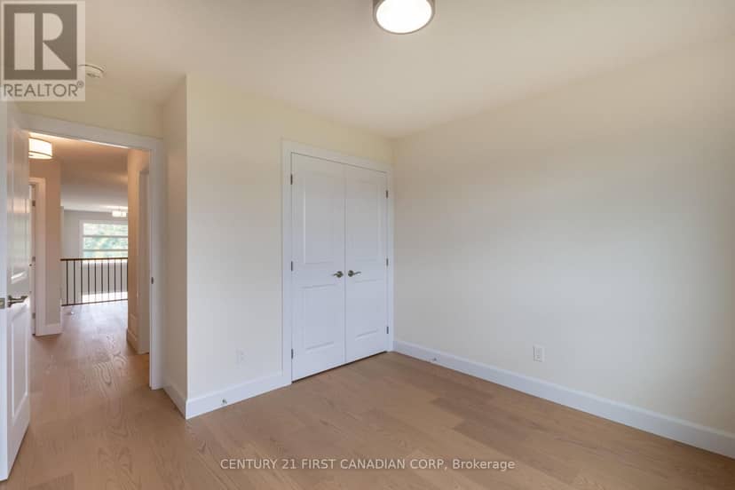 6453 Royal Magnolia Avenue — photo 19 of 27