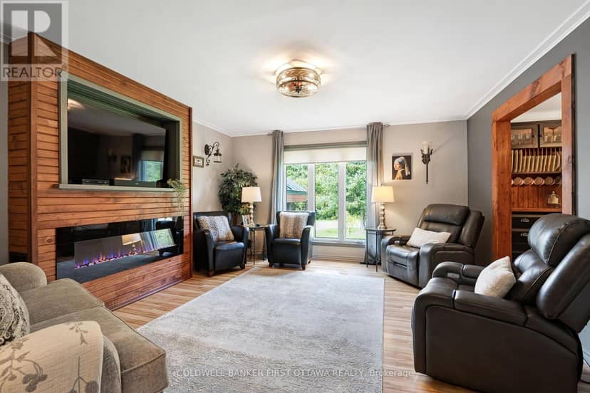 725 Drummond Con 5B Concession — photo 16 of 40