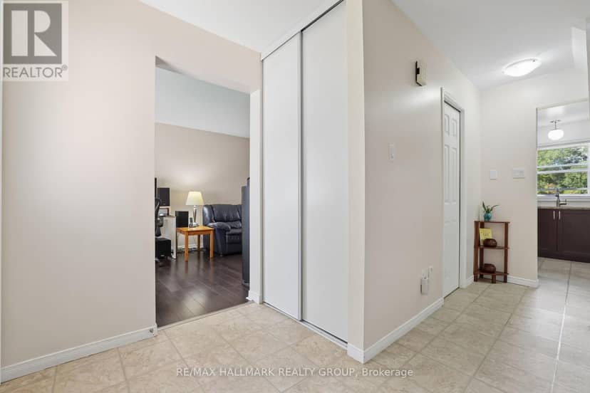 27 Brando Crescent, Ottawa, photo 2