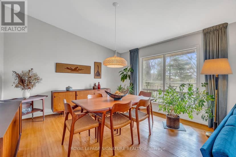 12 Ruden Crescent — photo 16 of 40