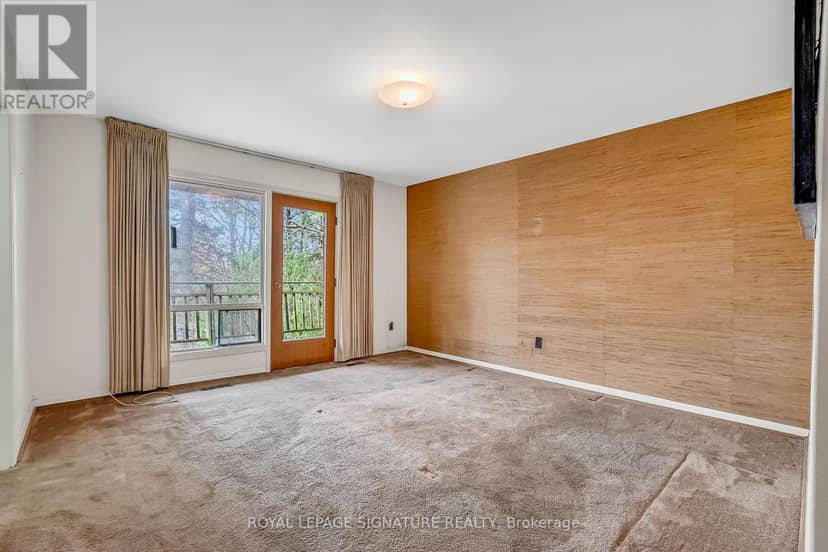 12 Ruden Crescent — photo 19 of 40