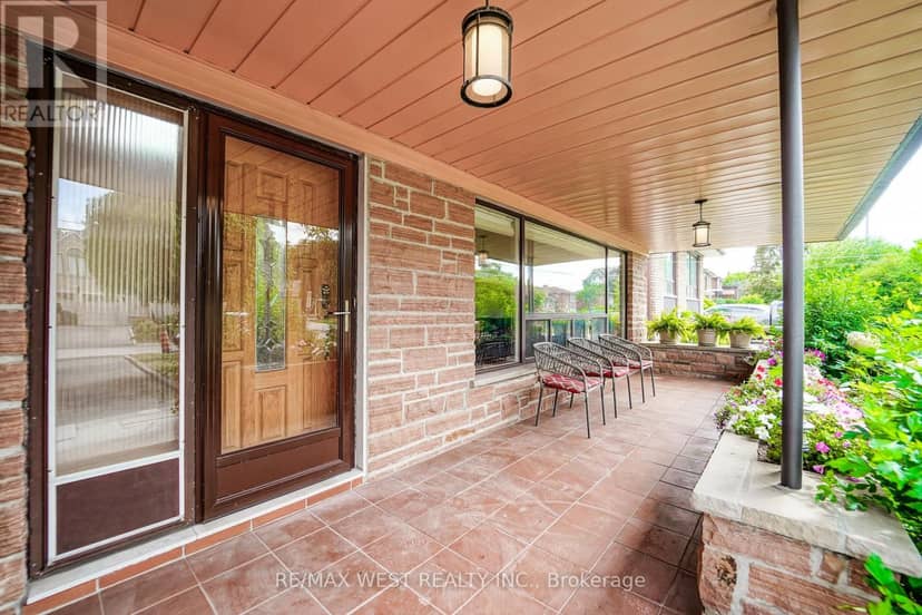 14 Model Avenue, Toronto, photo 2
