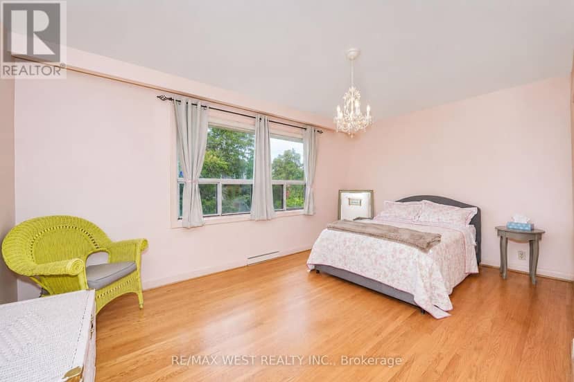 14 Model Avenue, Toronto, photo 8