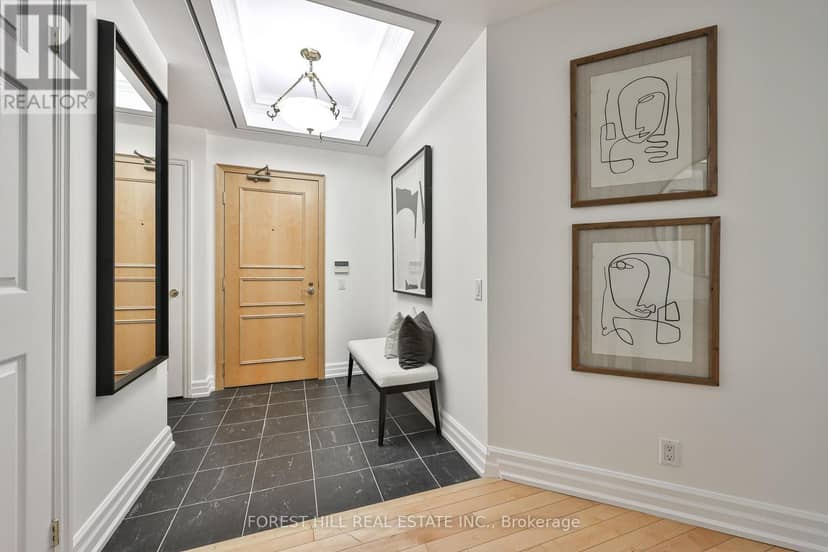 305 - 38 Avenue Road — photo 4 of 38