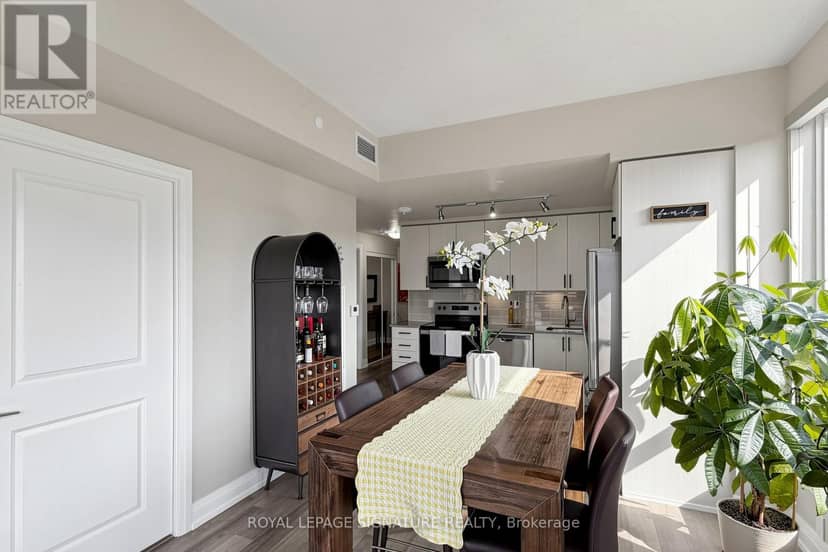 503 - 3121 Sheppard Avenue E — photo 6 of 32