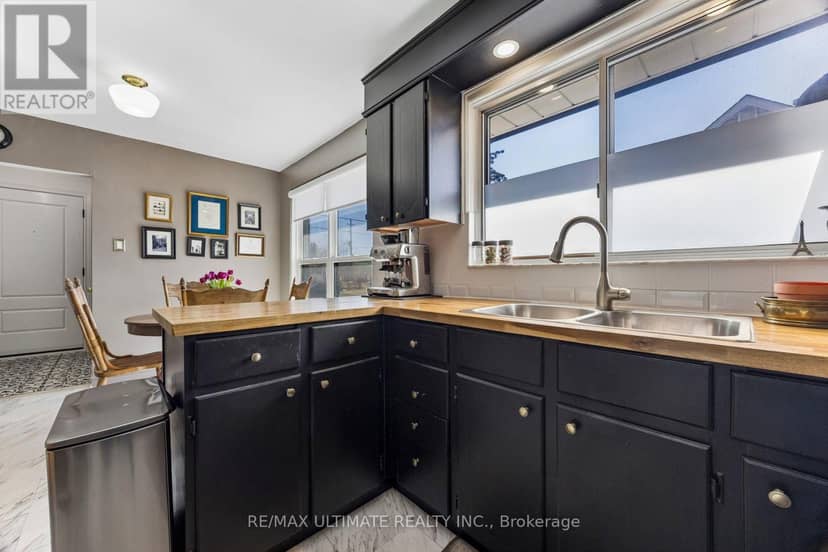 64 Hart Avenue — photo 5 of 27