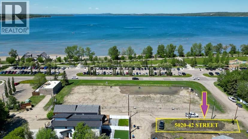 5020 42 Street, Sylvan Lake, photo 3