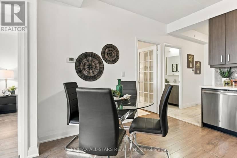 312 - 28 Uptown Drive — photo 12 of 40