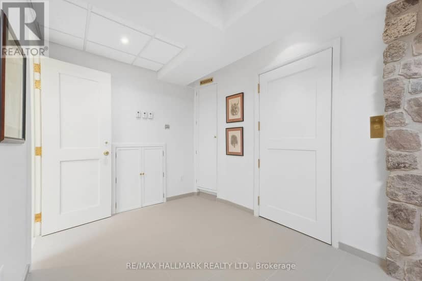 290 Tollendal Mill Road — photo 21 of 40