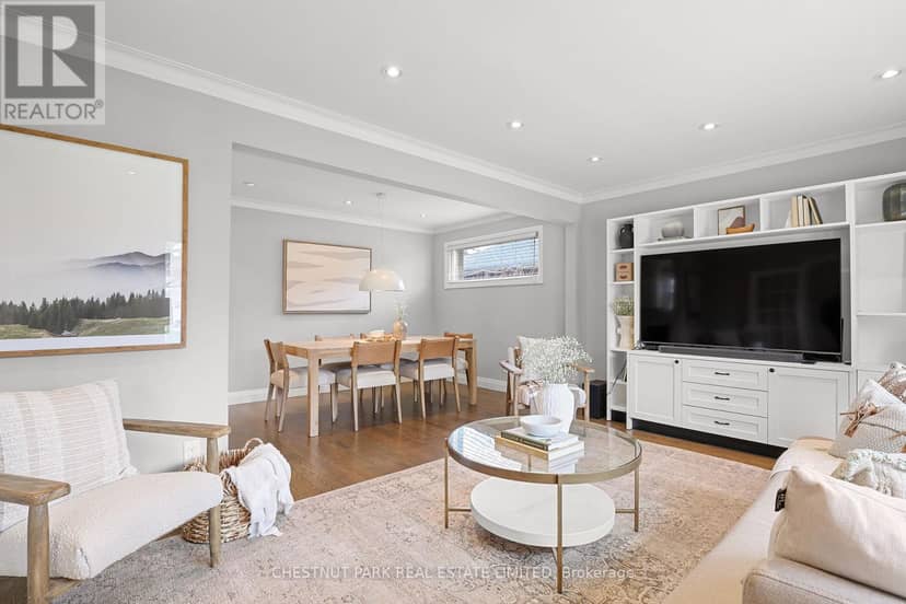 27 Cedarcrest Drive, Toronto, photo 2