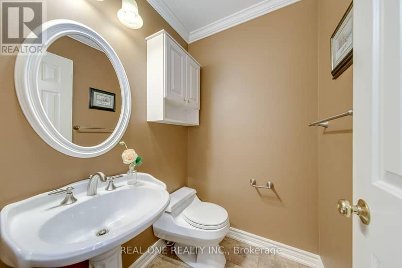 3944 Glamis Court — photo 12 of 35