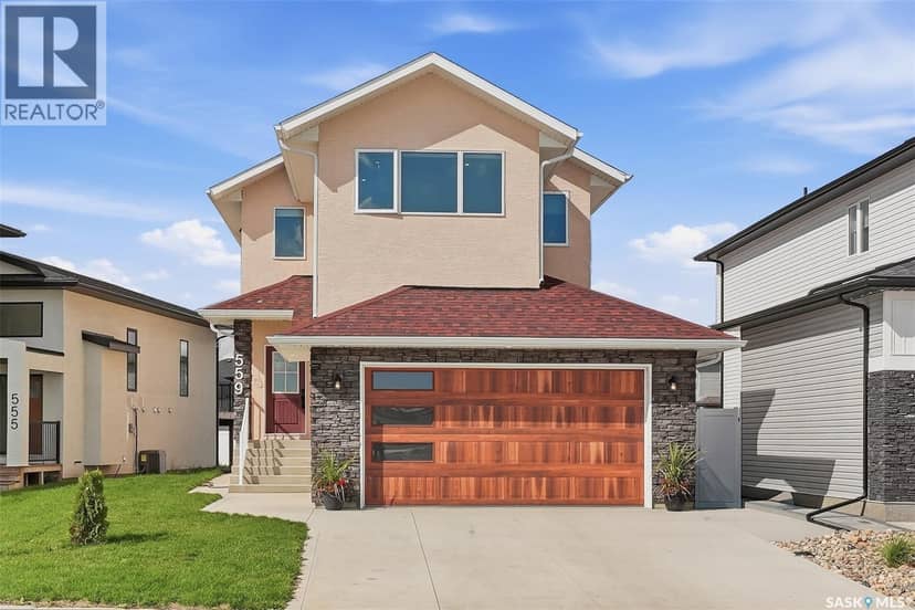 559 Kalra STREET — photo 1 of 40