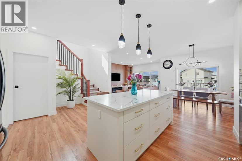 559 Kalra STREET — photo 10 of 40