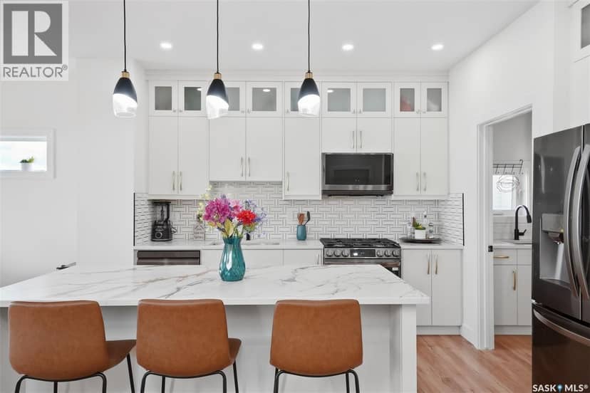 559 Kalra STREET — photo 5 of 40