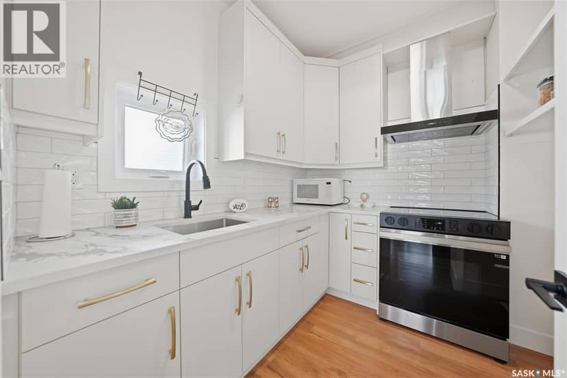 559 Kalra STREET — photo 9 of 40