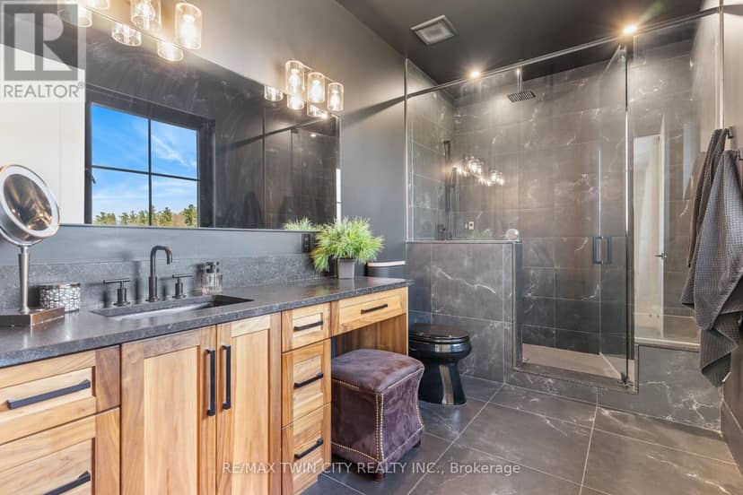 742 Country Squire Road — photo 37 of 40
