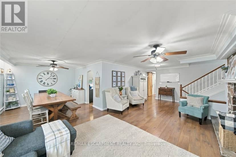 9793 Dickenson Road W — photo 12 of 40