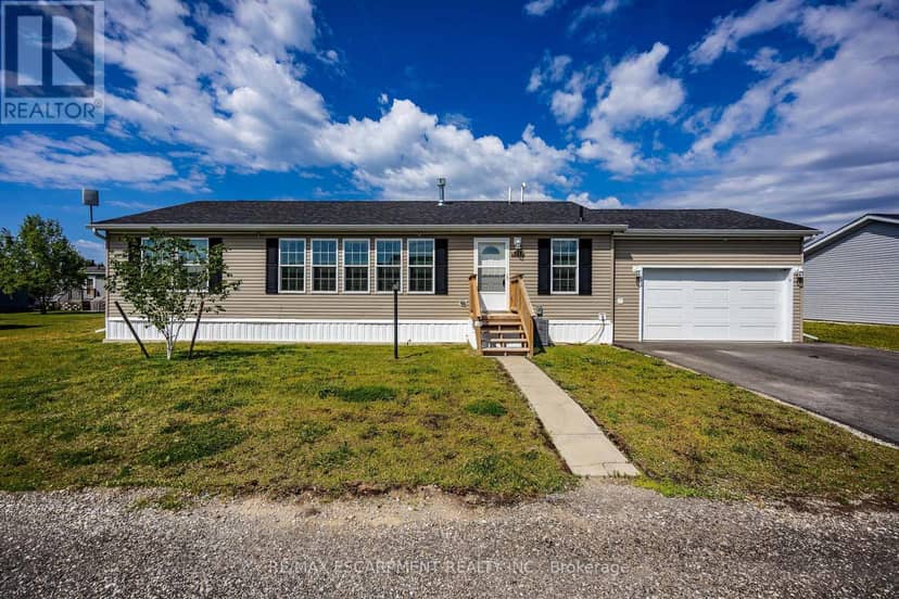 11 Hickory Hollow — photo 1 of 25