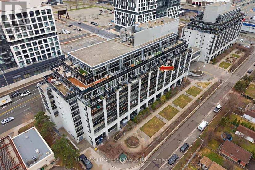 704 - 1040 The Queensway — photo 28 of 40