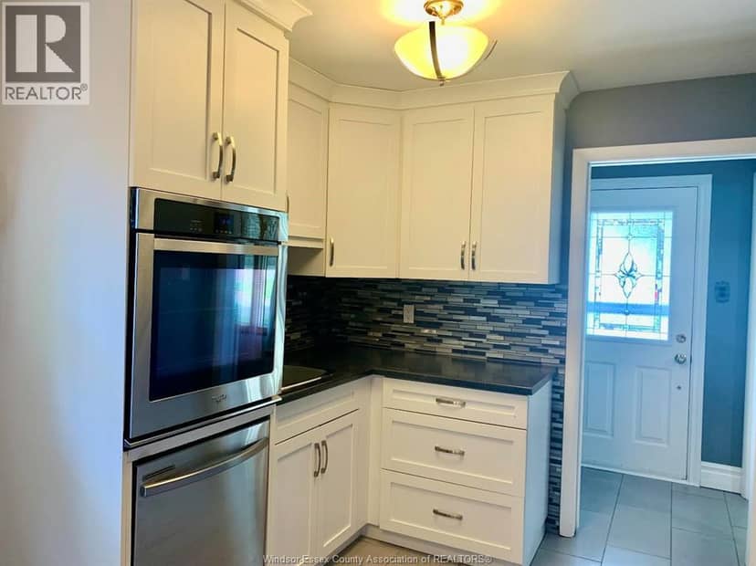 1368 Marlbourough Boulevard — photo 8 of 37