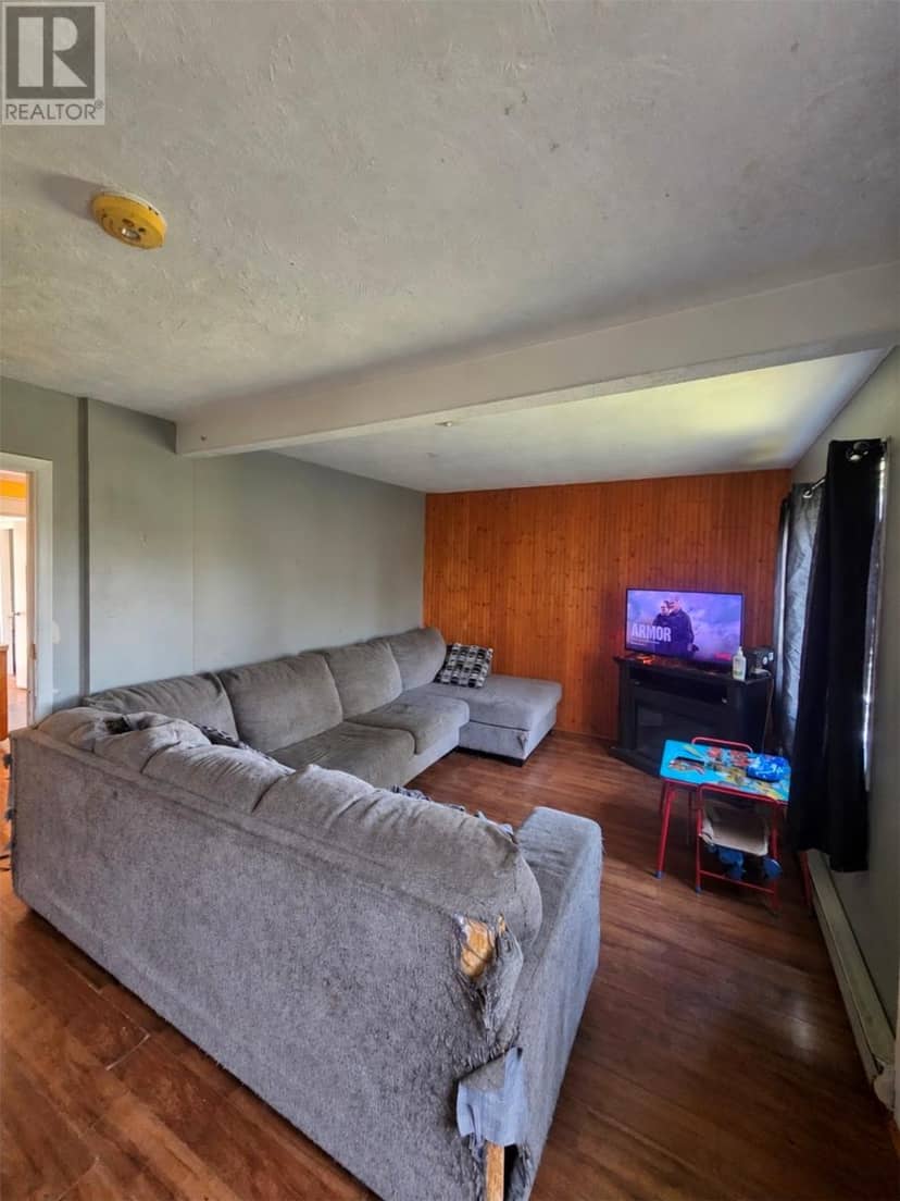 3-11 Marsh Road — photo 11 of 20