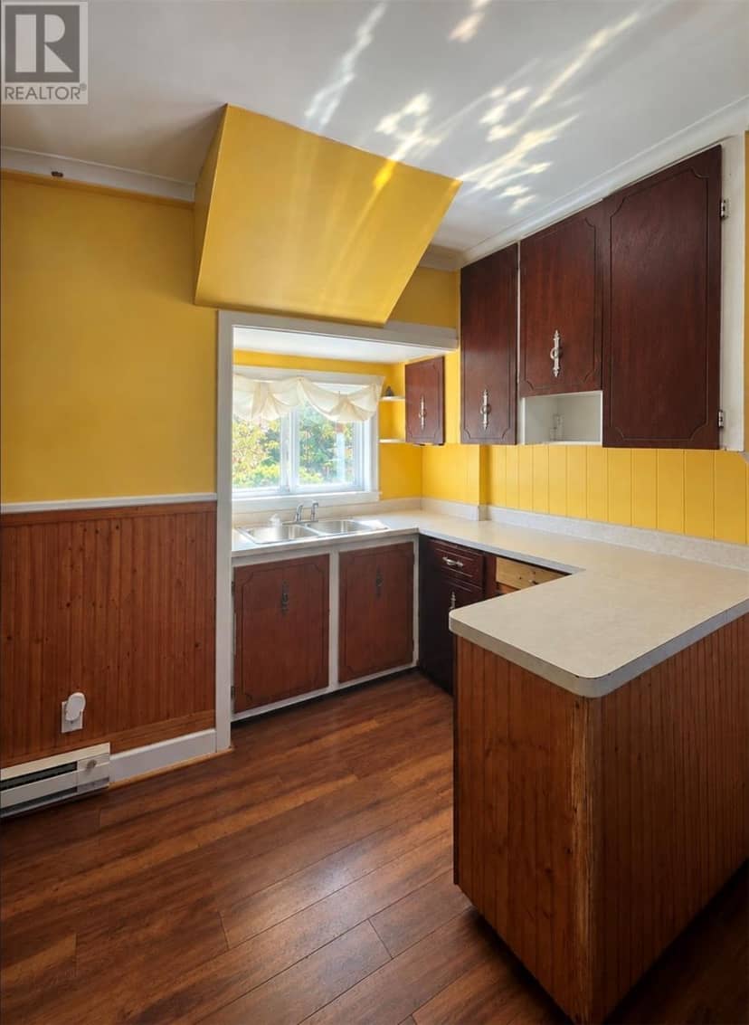 3-11 Marsh Road — photo 9 of 20