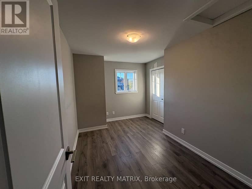 207 - 83 St Moritz Trail — photo 16 of 22