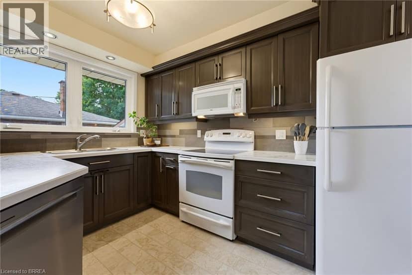 87 BALL Street — photo 8 of 36