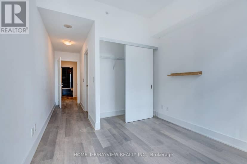 703 - 32 Davenport Road — photo 7 of 34