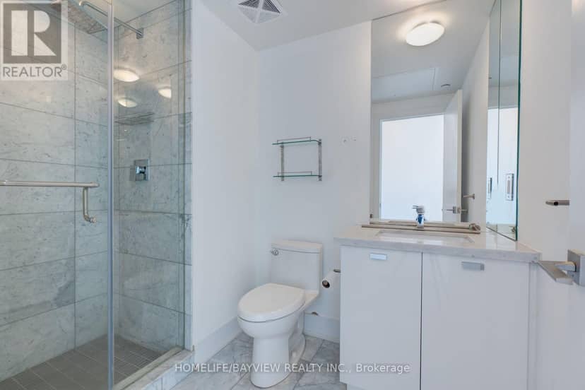 703 - 32 Davenport Road — photo 8 of 34