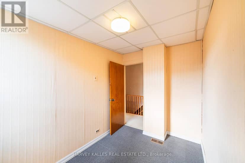 6 Crocker Avenue — photo 17 of 23