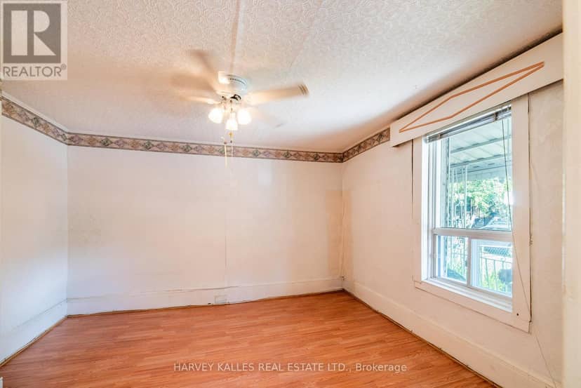 6 Crocker Avenue, Toronto, photo 6
