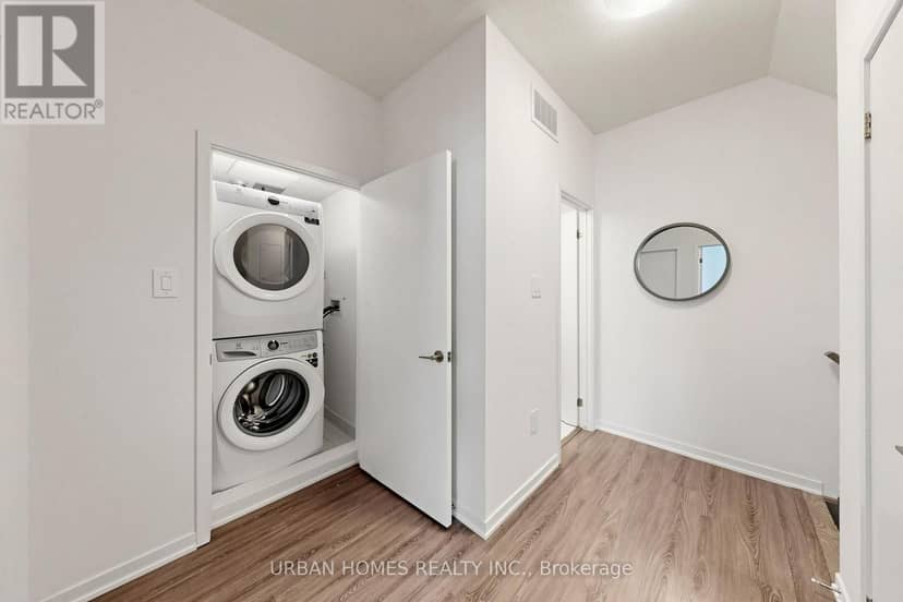 97 - 10 Almond Blossom Mews — photo 31 of 40