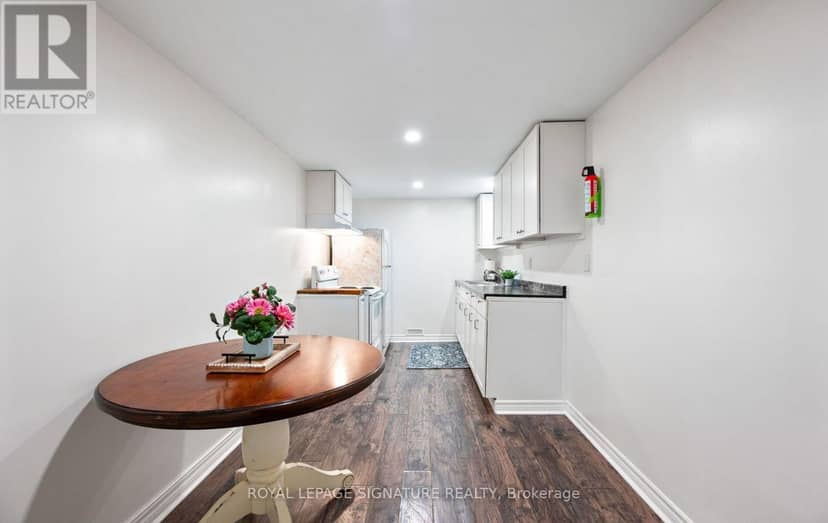 42 Shieldmark Crescent — photo 33 of 38