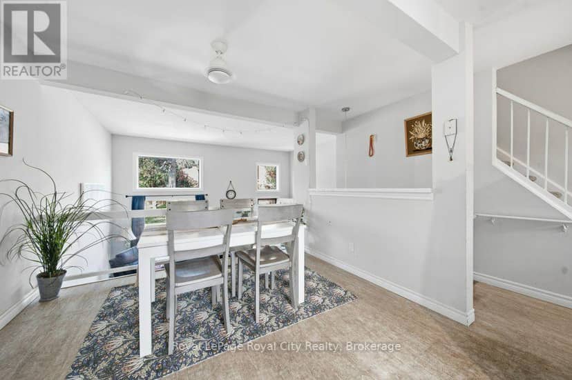 31 - 35 Rhonda Road — photo 10 of 40