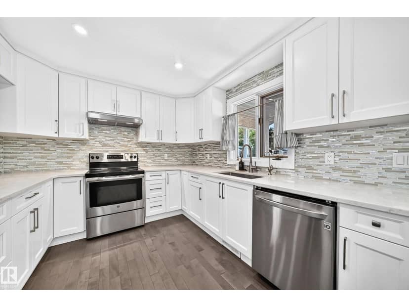 9426 150 ST NW NW — photo 9 of 40