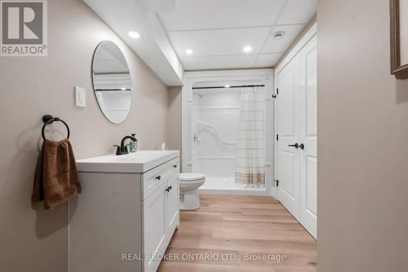 22 Milne Street — photo 27 of 36
