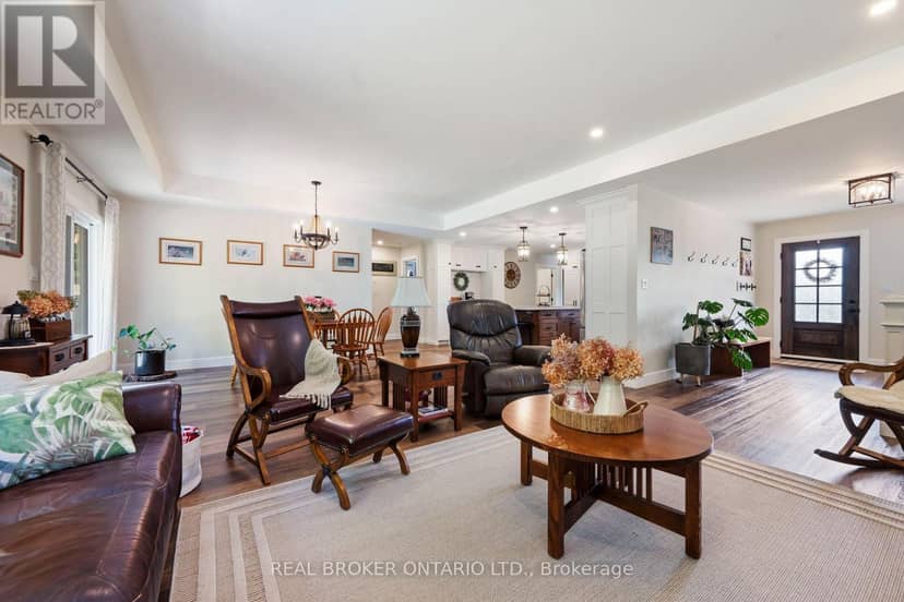 22 Milne Street — photo 9 of 36
