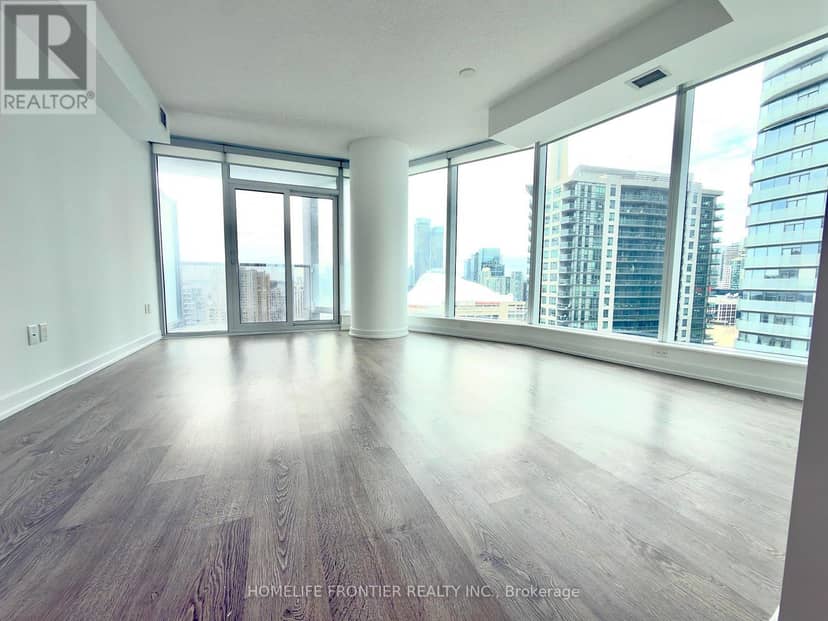 2711 - 10 York Street — photo 12 of 37