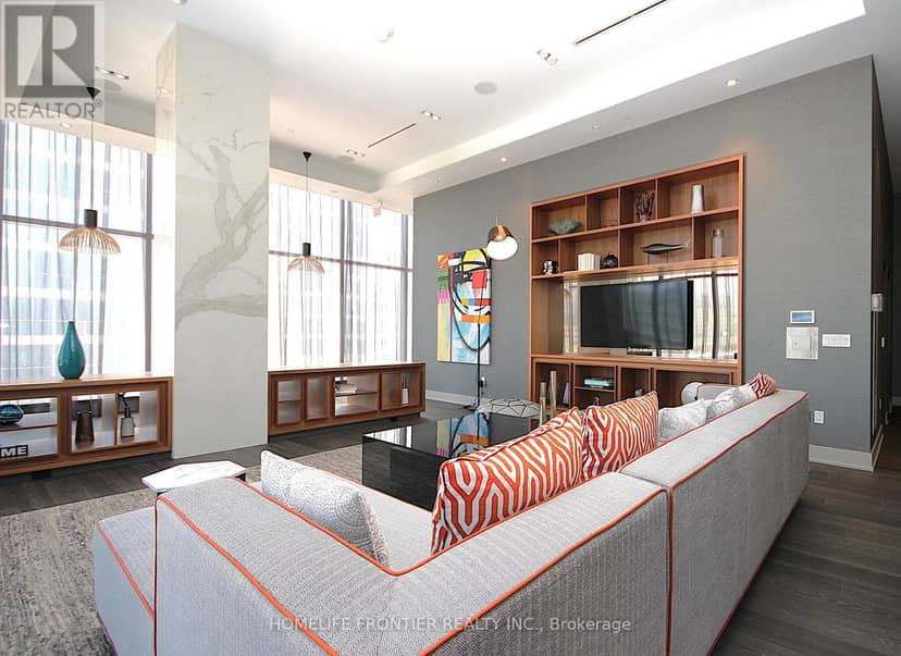 2711 - 10 York Street — photo 37 of 37