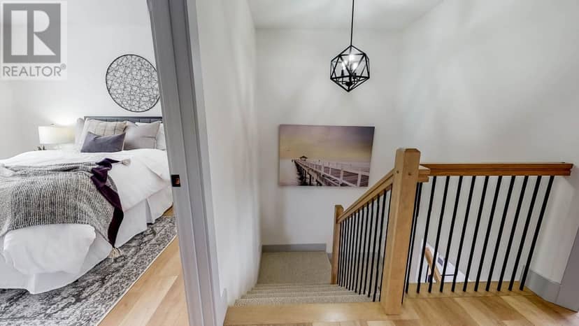 74 Cedar Hill Place — photo 12 of 16