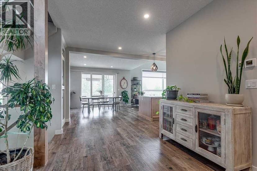 29 Longmire Close, Red Deer, photo 5