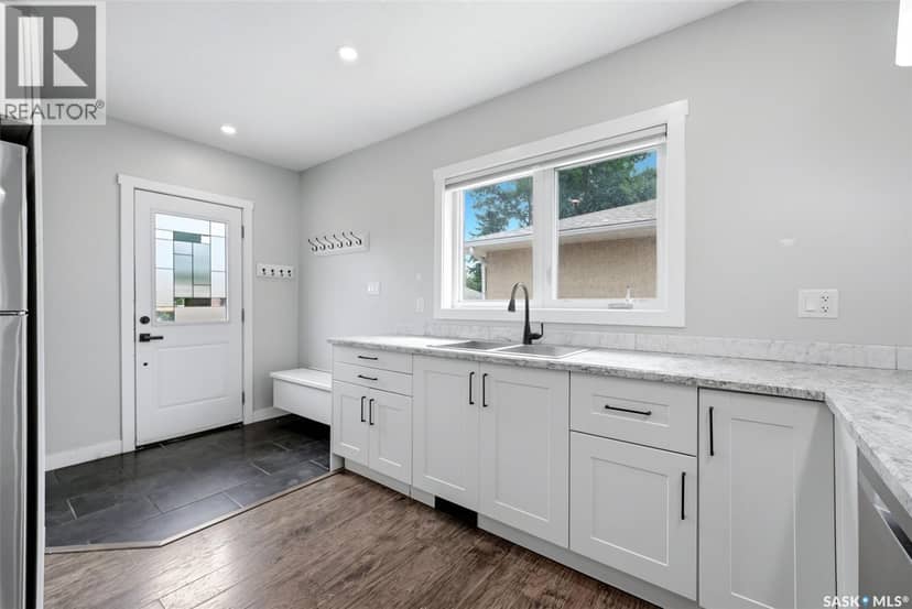 1601 Lacon STREET — photo 12 of 36