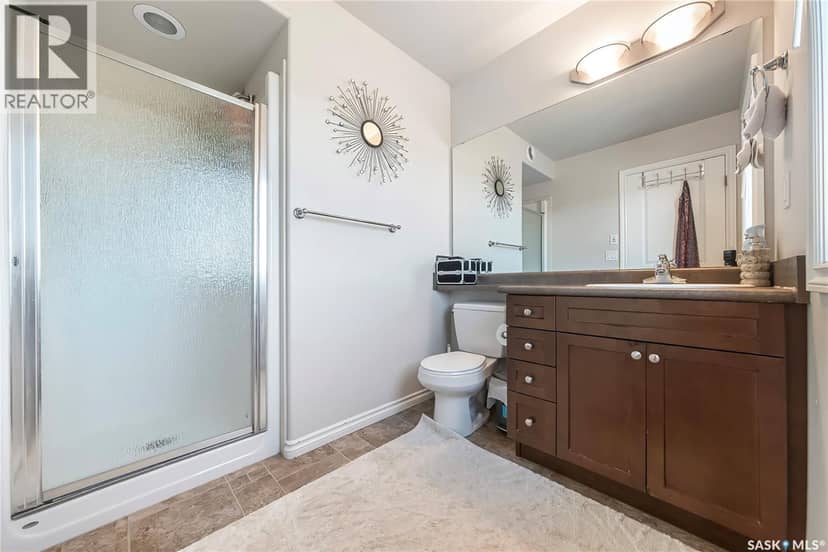 511 Coad CRESCENT — photo 21 of 40